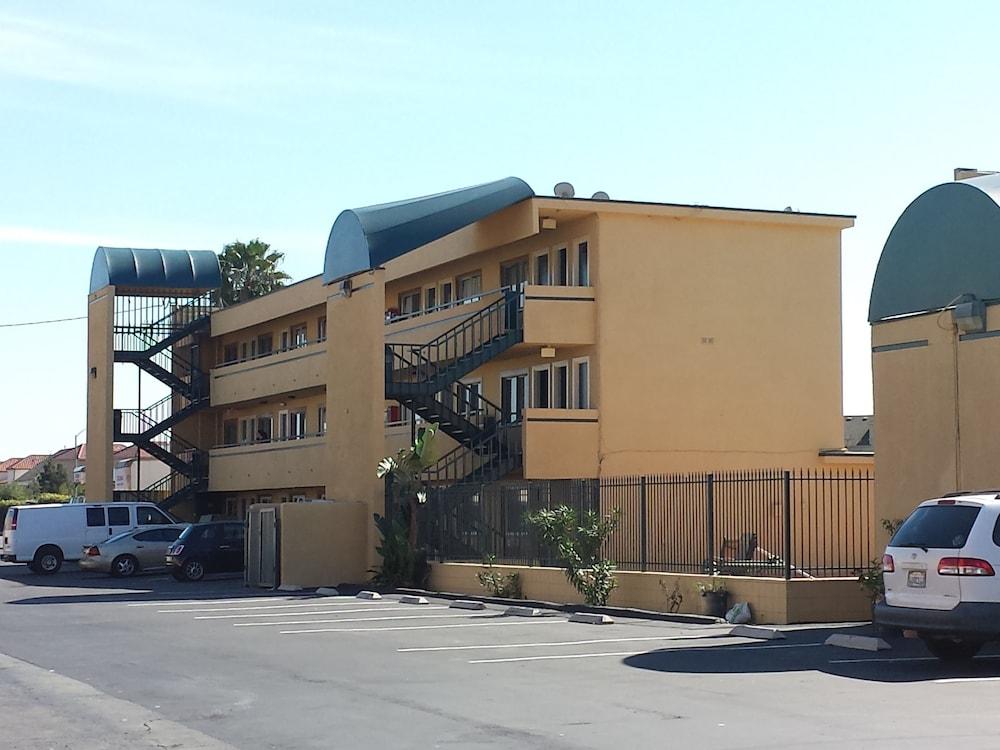 Travelodge By Wyndham San Diego Seaworld Exterior foto
